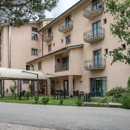 Hotel Le Sequoie Carsoli